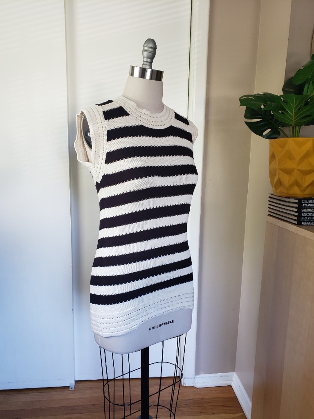 Commense Stripe Sweater Size XS